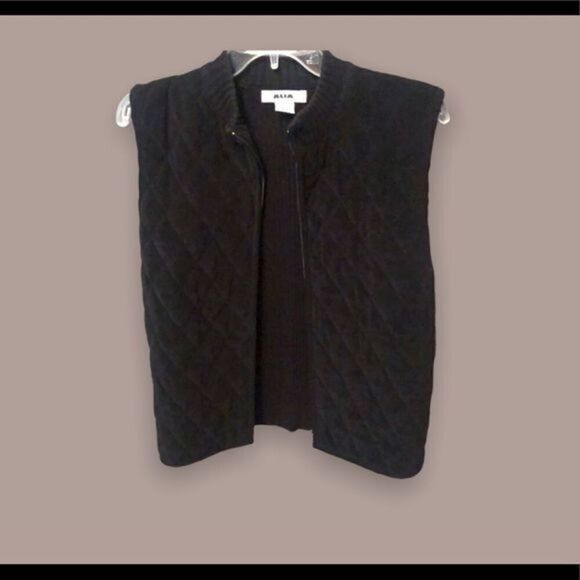 🔥3-$10🔥 Alia Vest - Picture 1 of 6